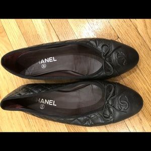 Chanel quilted black ballet flats 40
